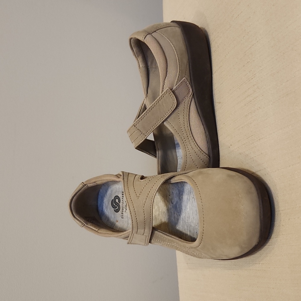 CLARKS SILLIAN BELLA.